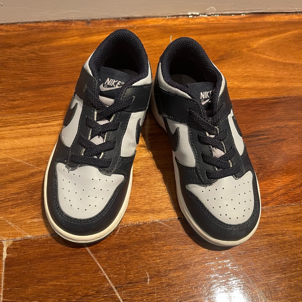 Nike dunk kids Georgetown low